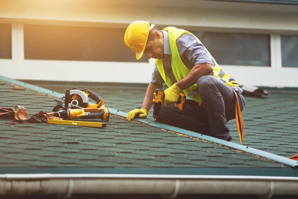 Protecting Your Roof During Storms